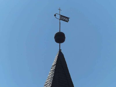 Ev. Dorfkirche, Gräben